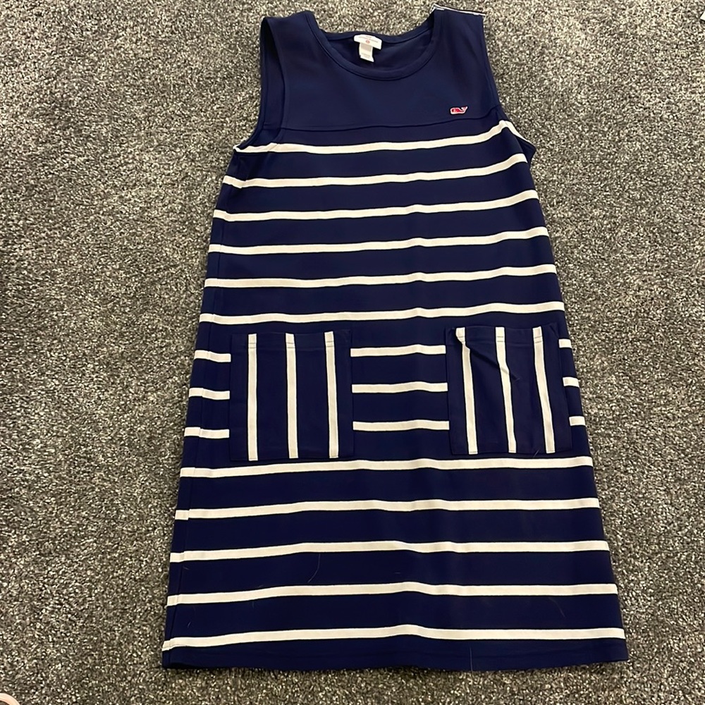 Vineyard Vines, size 10-12 (youth L)